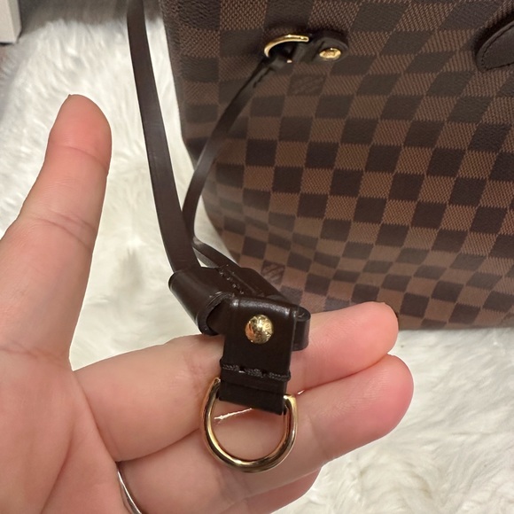 LV Neverfull MM - Picture 12 of 16